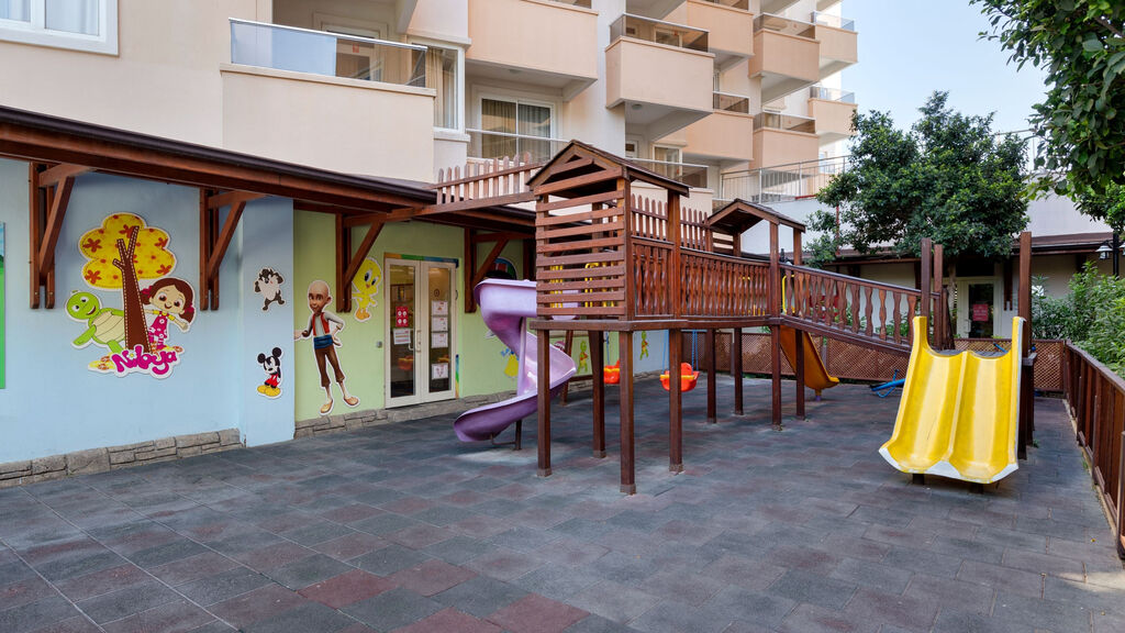 Ramada Resort Lara