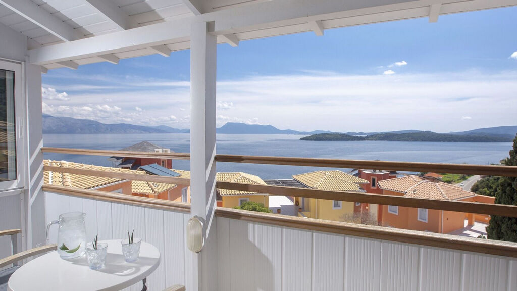 Red Tower Hotel And Suites