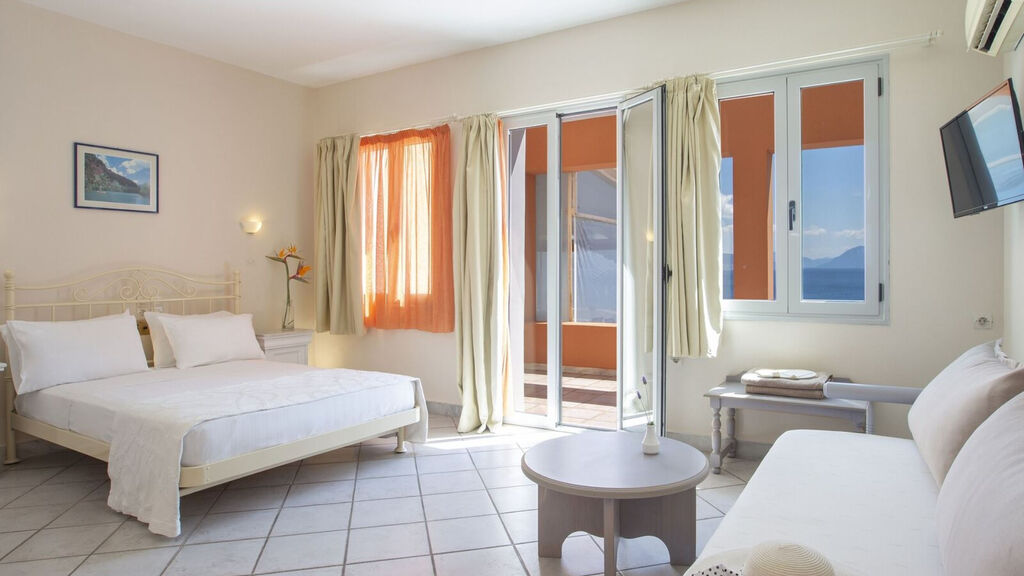 Red Tower Hotel And Suites