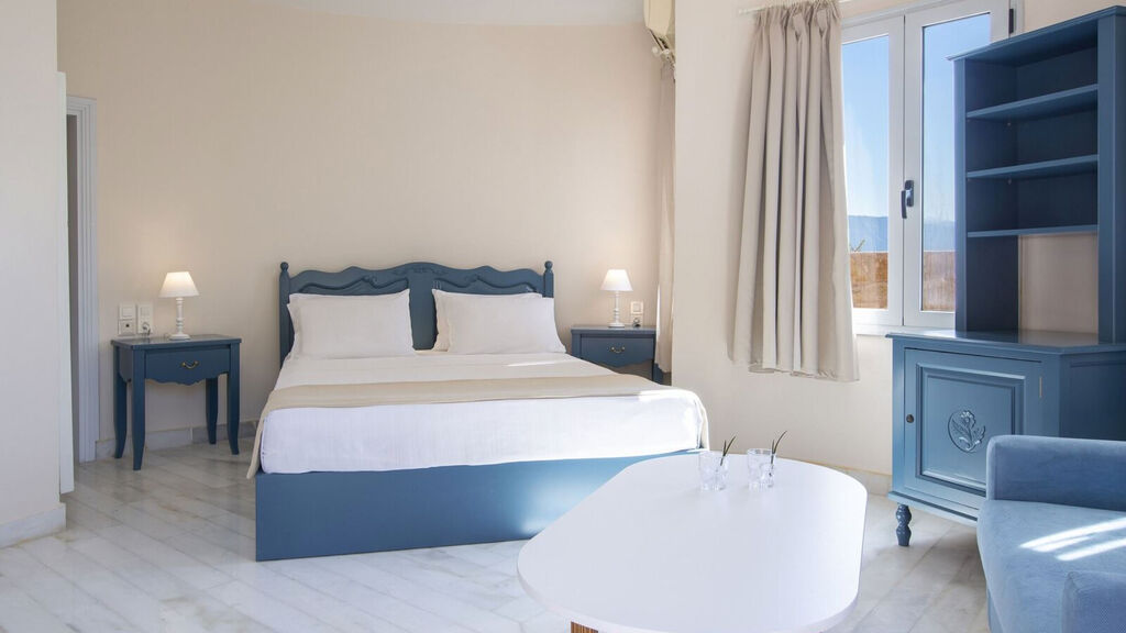 Red Tower Hotel And Suites
