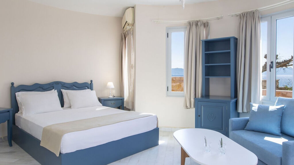 Red Tower Hotel And Suites