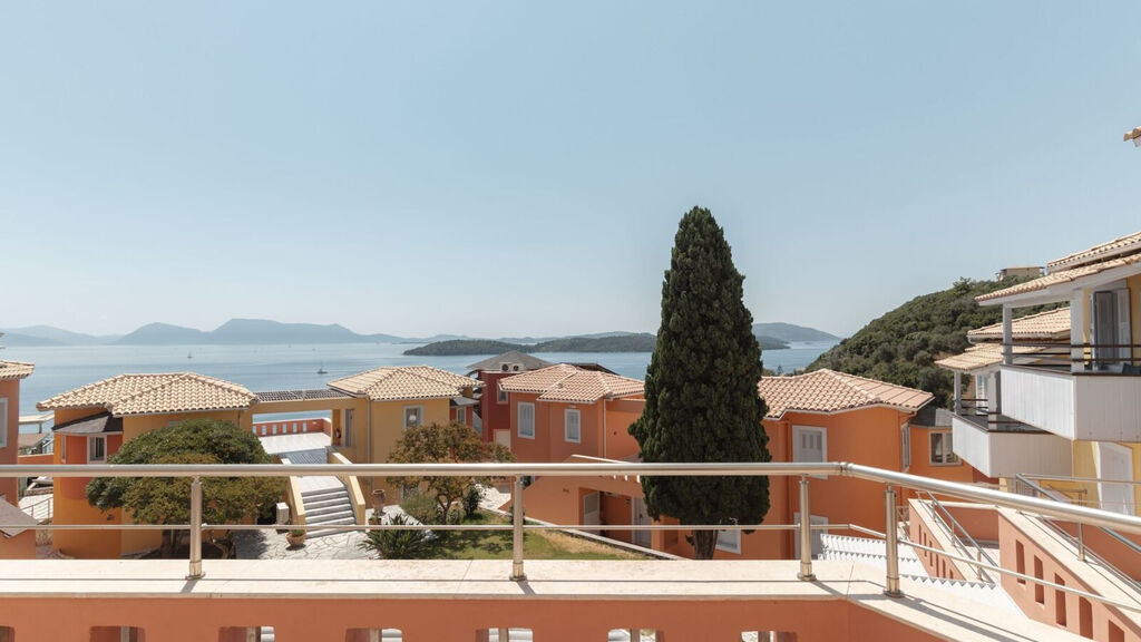 Red Tower Hotel And Suites