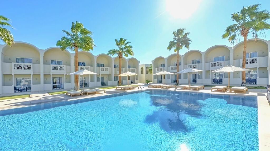 Reef Oasis Beach Resort