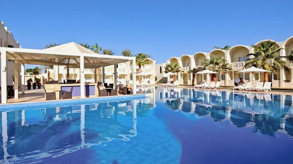 Reef Oasis Beach Resort
