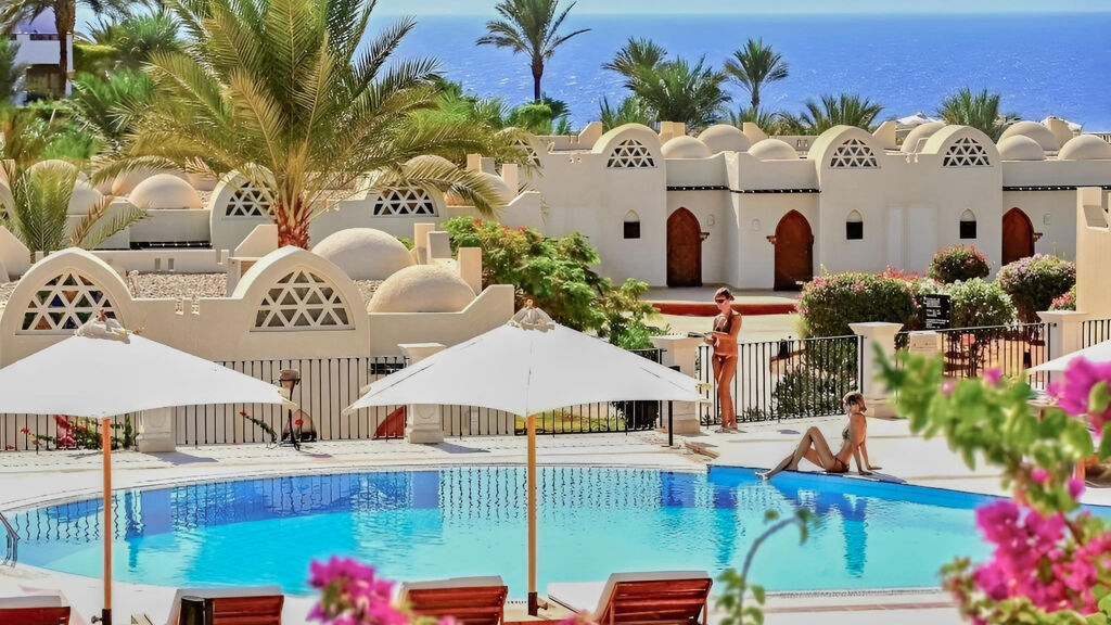 Reef Oasis Beach Resort