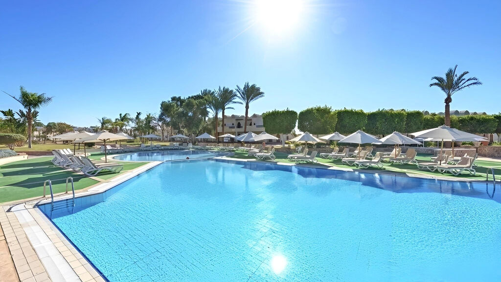 Reef Oasis Beach Resort
