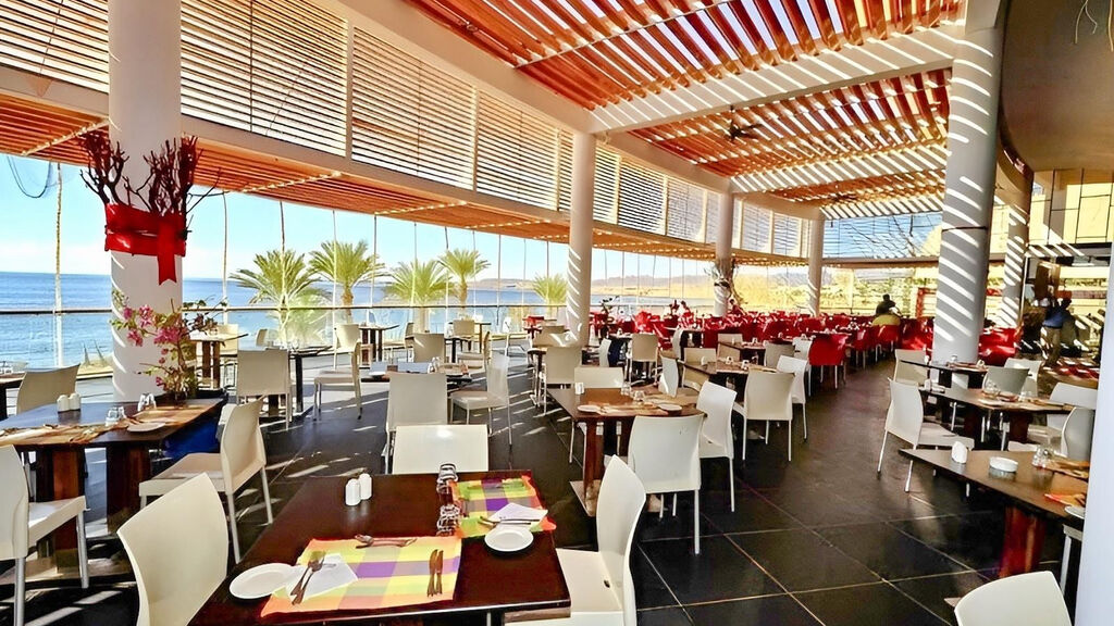 Reef Oasis Blue Bay Resort