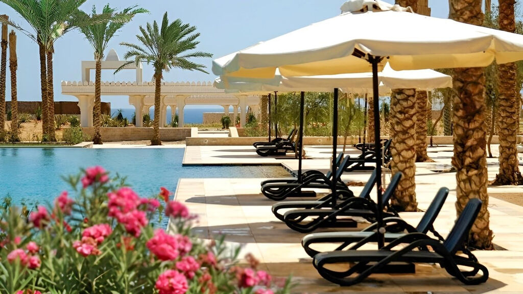 Reef Oasis Blue Bay Resort