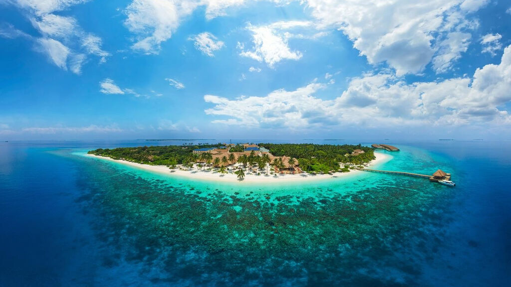 Reethi Faru Resort