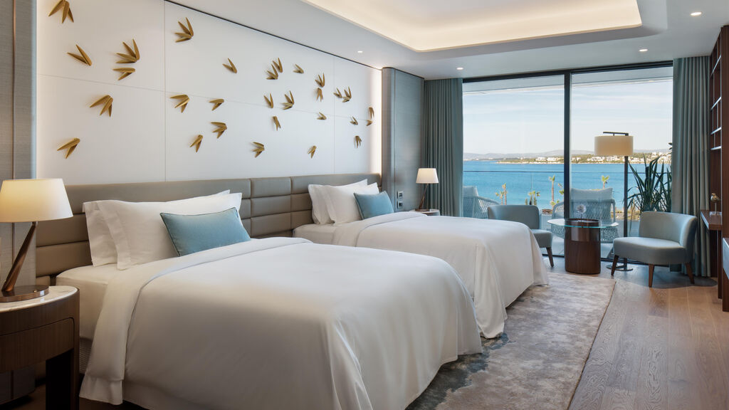 Reges A Luxury Collection Resort & Spa