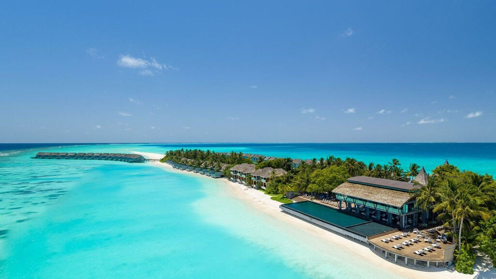 Kuramathi Island Resort