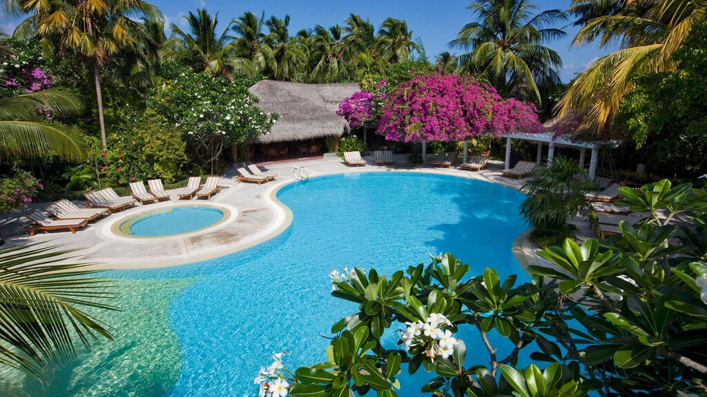 Kuramathi Island Resort