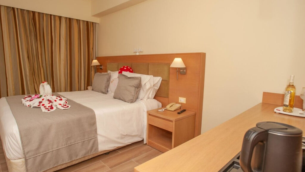 Rhodos Horizon Marina