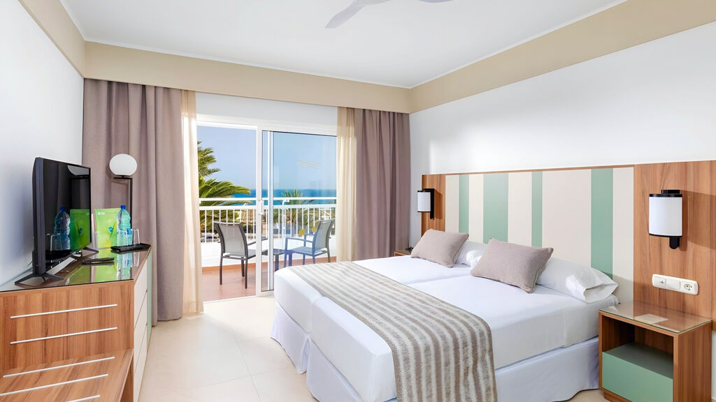 Riu Paraiso Lanzarote Resort