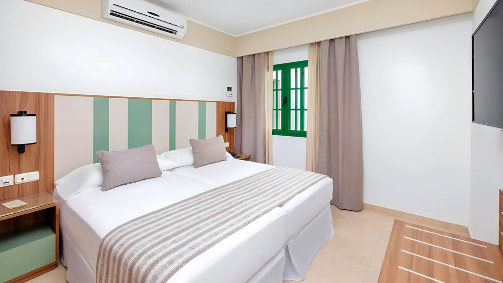 Riu Paraiso Lanzarote Resort