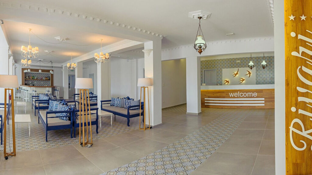 Hotel Rivari Santorini