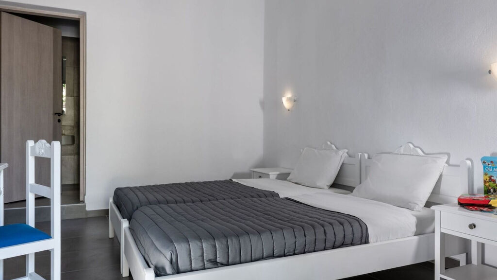 Hotel Rivari Santorini