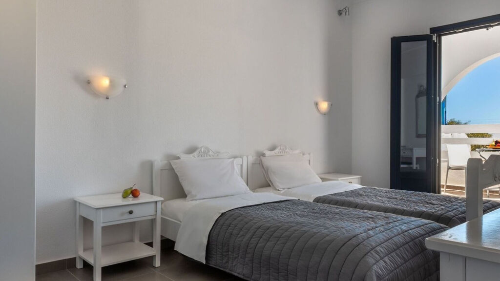 Hotel Rivari Santorini