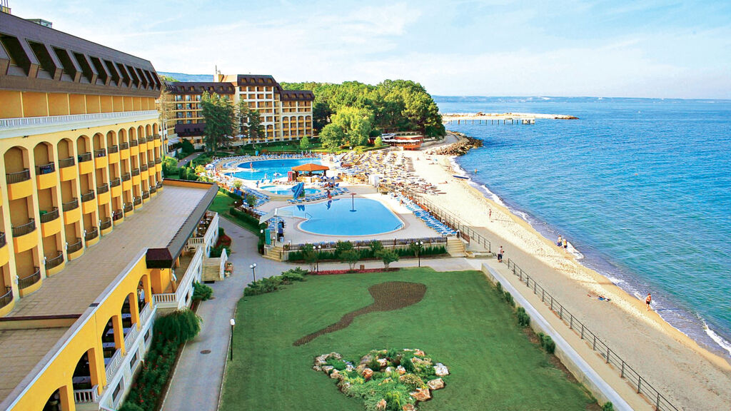 Hvd Riviera Beach Hotel