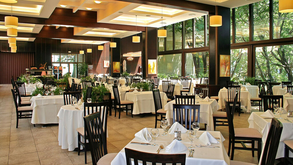 Hvd Riviera Beach Hotel