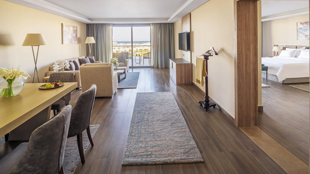 Rixos Premium Magawish Suites & Villas