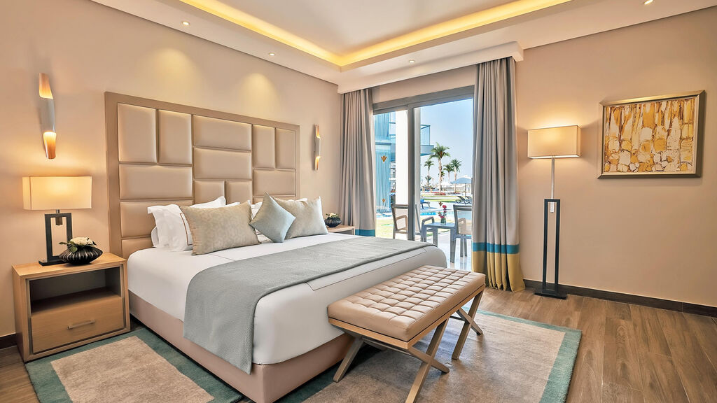 Rixos Premium Magawish Suites & Villas