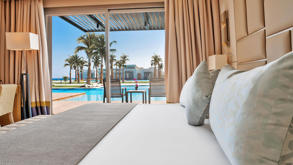 Rixos Premium Magawish Suites & Villas