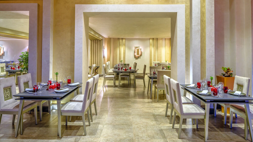 Rixos Premium Magawish Suites & Villas