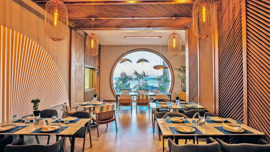 Rixos Premium Magawish Suites & Villas