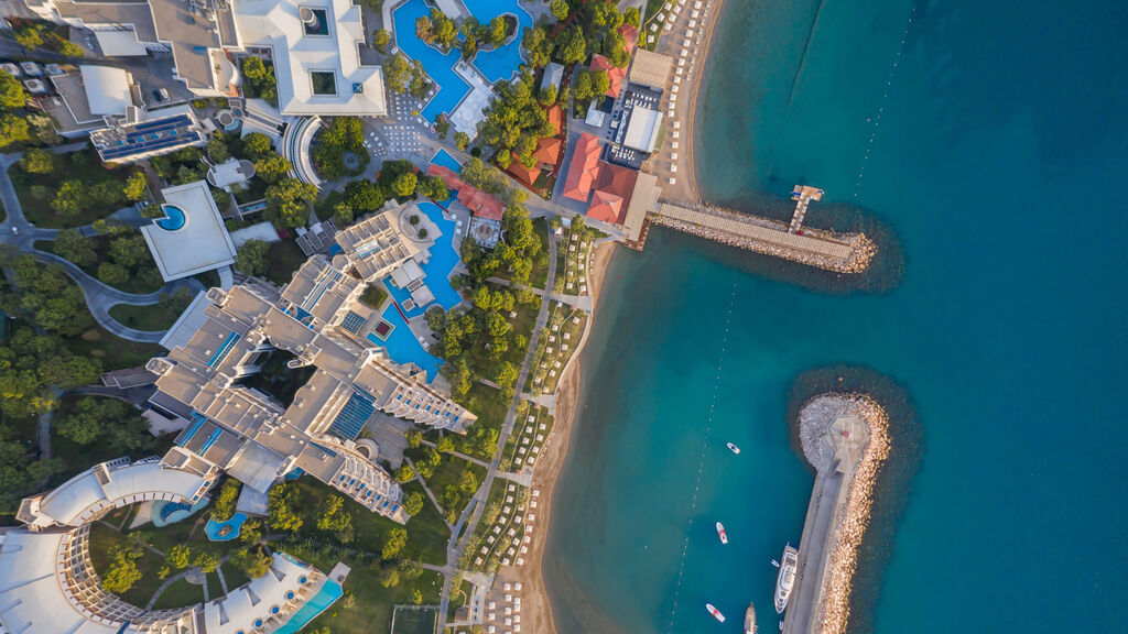 Rixos Sungate
