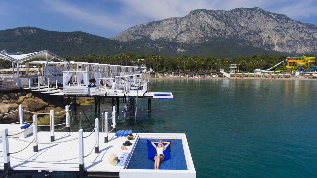 Rixos Sungate