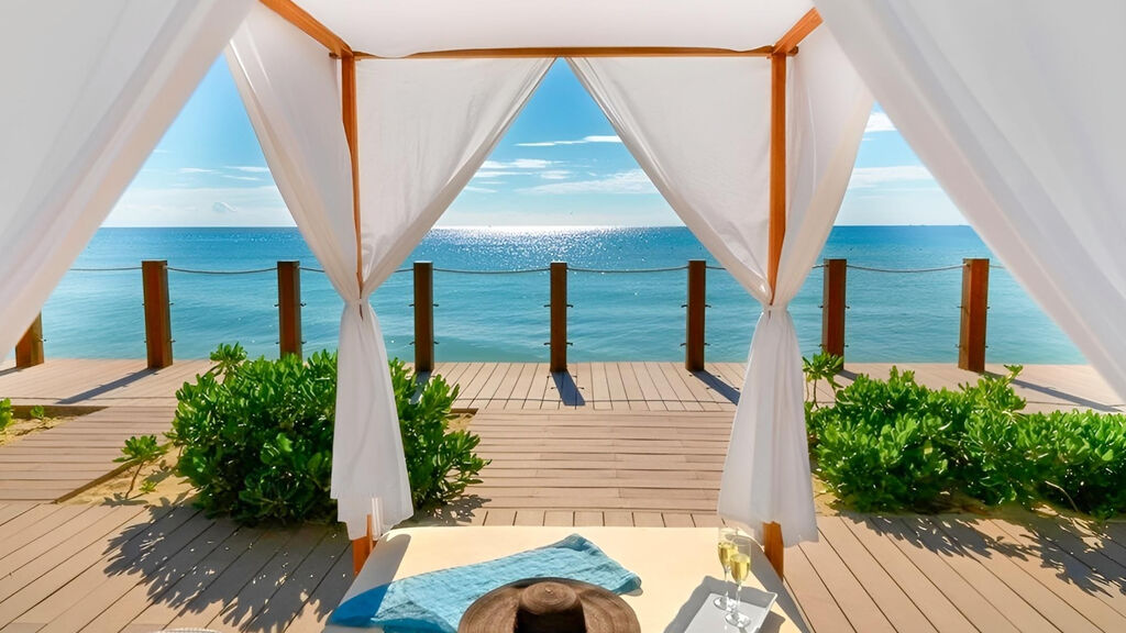 Roc Casa Del Mar