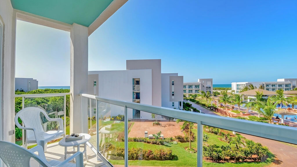 Roc Casa Del Mar