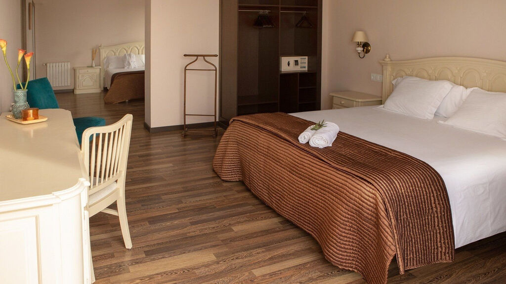 Roger De Flor Seleqtta