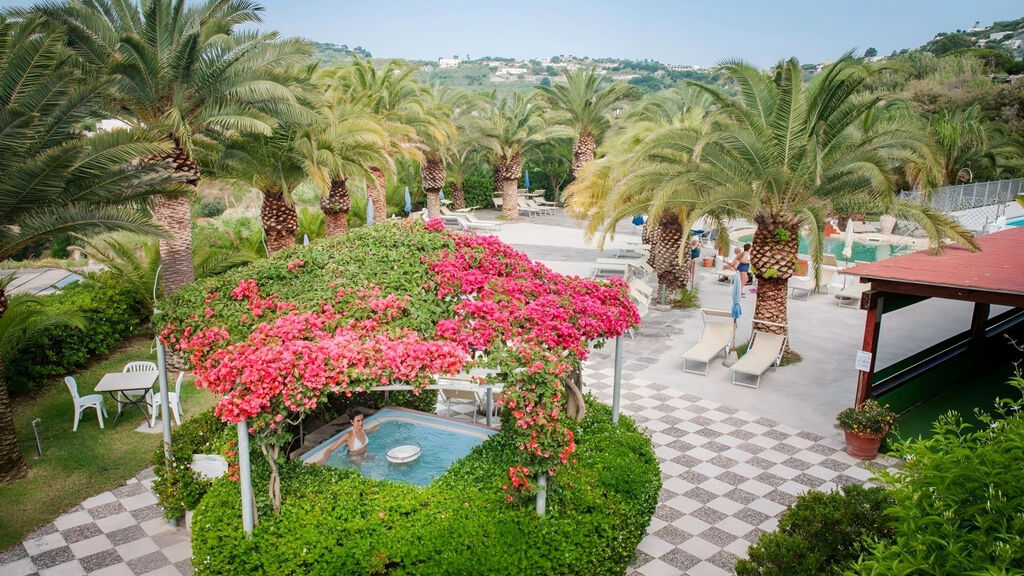 Romantica Resort & Spa