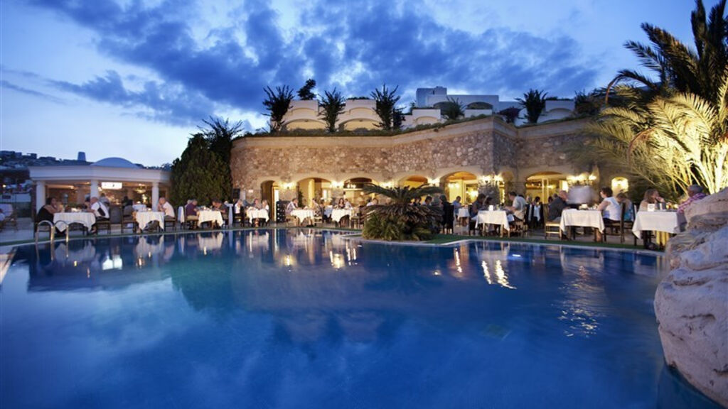Royal Asarlik Beach
