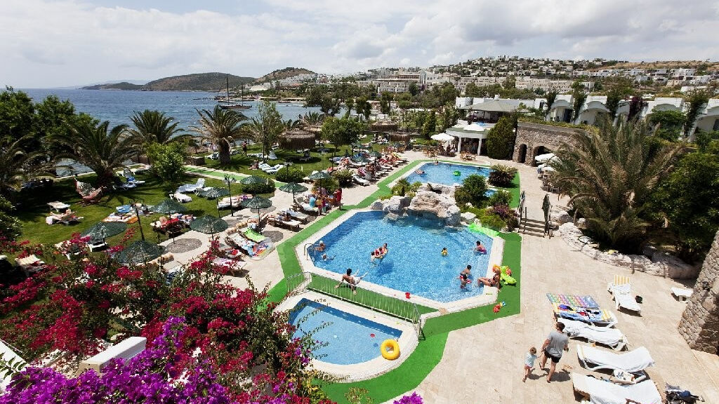 Royal Asarlik Beach