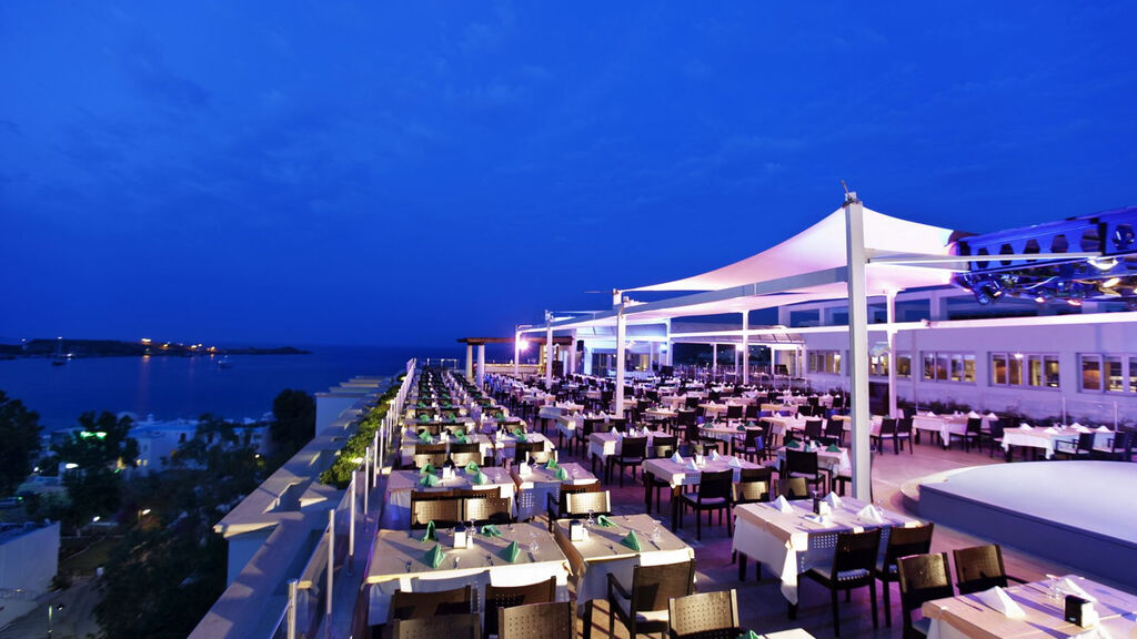 Royal Asarlik Beach