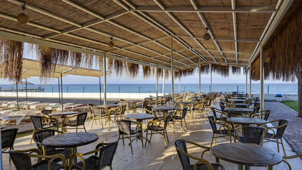 Royal Beach Club