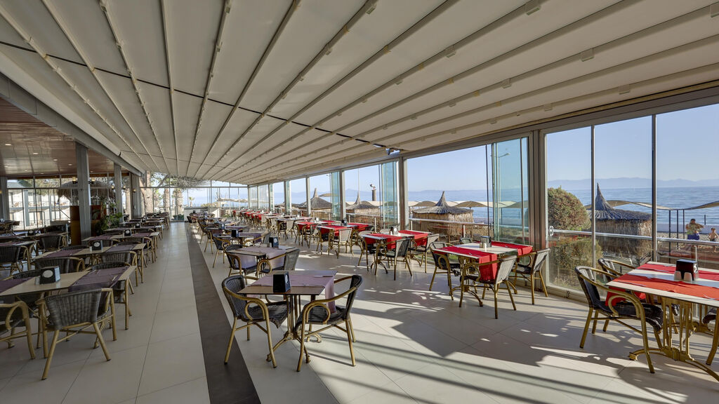 Royal Beach Club