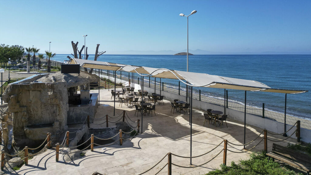 Royal Beach Club