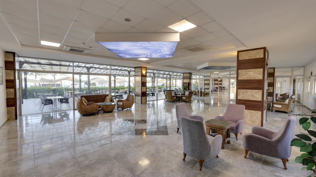 Royal Beach Club