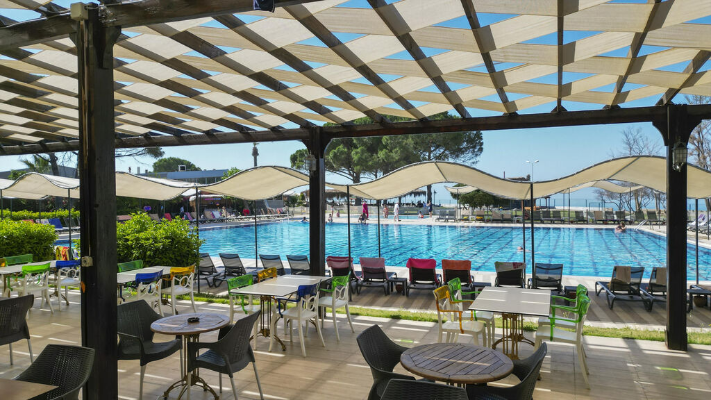 Royal Beach Club