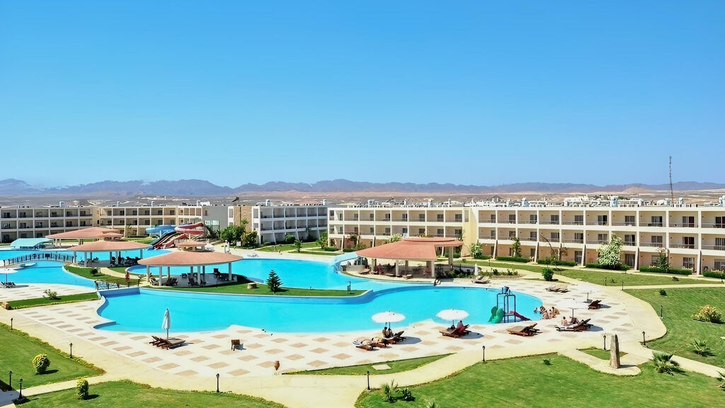 Royal Brayka Beach Resort