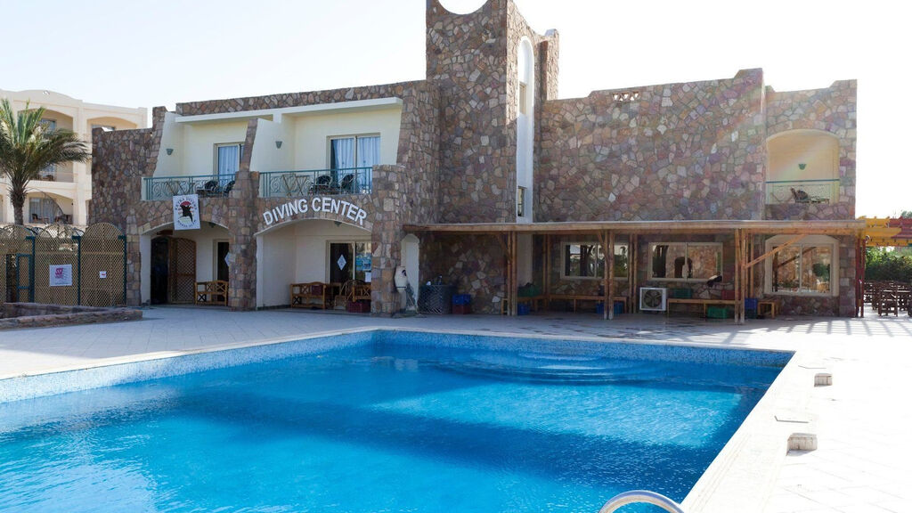 Royal Brayka Beach Resort