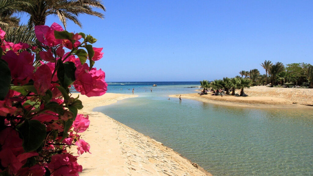 Royal Brayka Beach Resort