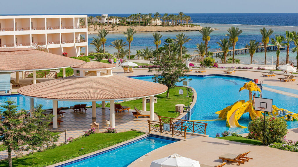 Royal Brayka Beach Resort