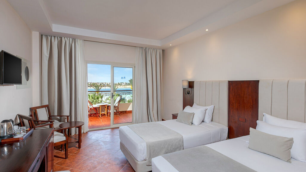 Royal Brayka Beach Resort