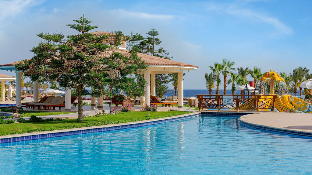 Royal Brayka Beach Resort