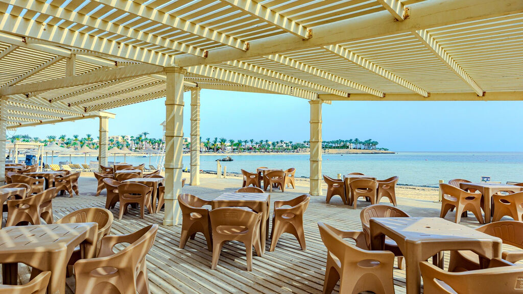 Royal Brayka Beach Resort